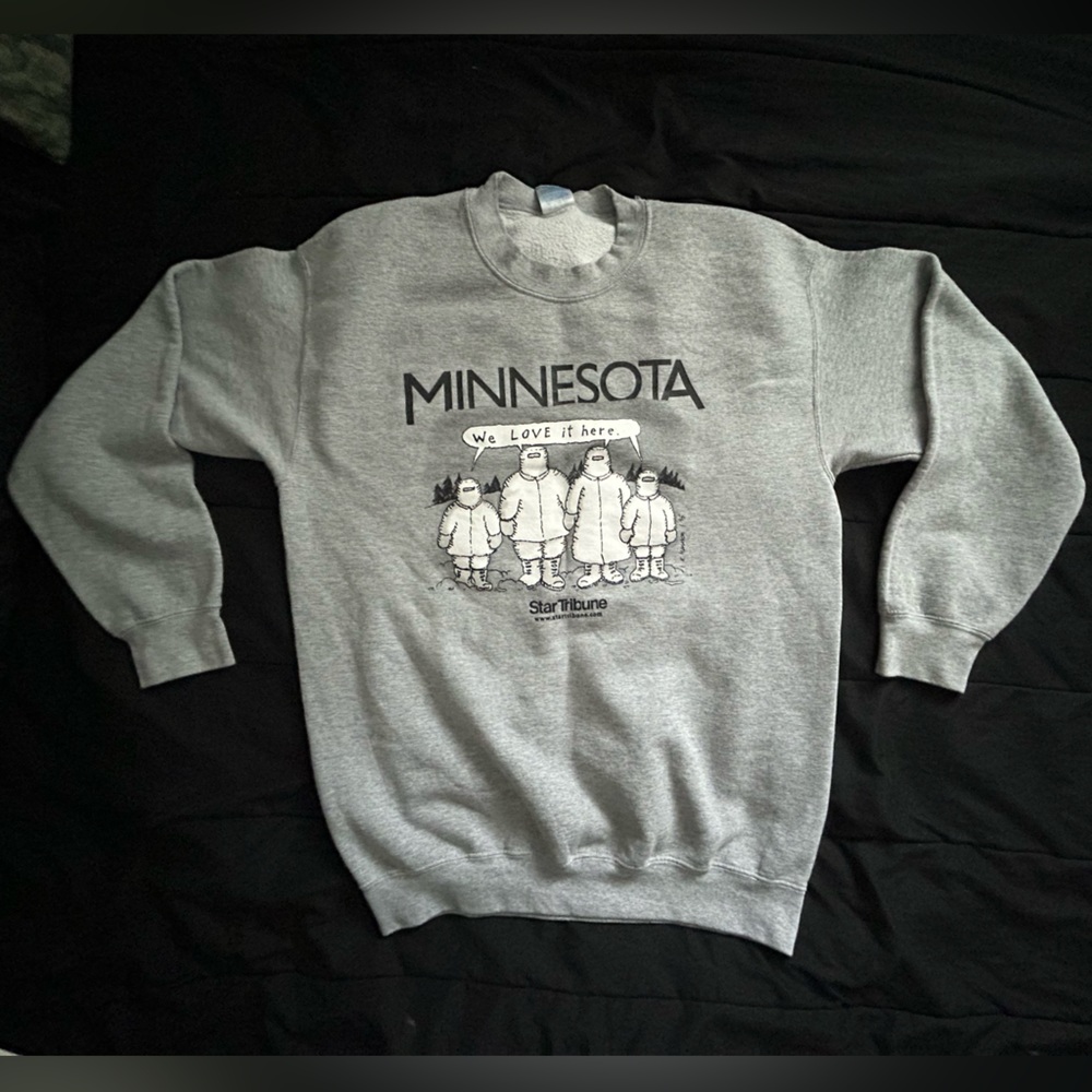 The sweater is made of a comfortable polyester and cotton blend material - Picture 1 of 2